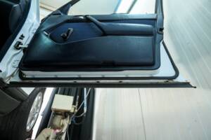 Image 47/50 of Mercedes-Benz 200 (1986)