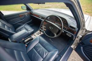 Bild 10/28 von Mercedes-Benz 500 SE (1988)