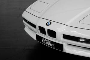 Bild 37/45 von BMW 850i (1990)