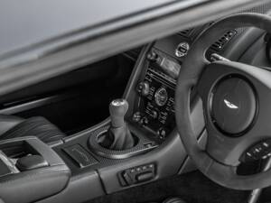 Immagine 5/50 di Aston Martin V12 Zagato (2013)