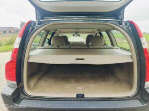 Imagen 29/40 de Volvo V 70 2.4 (2005)