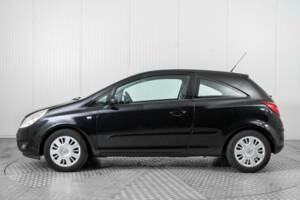 Bild 9/40 von Opel Corsa 1.2 (2008)