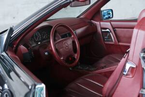 Image 13/37 of Mercedes-Benz SL 500 (1995)