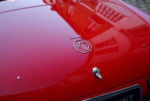 Afbeelding 35/40 van MG MGC (1900)