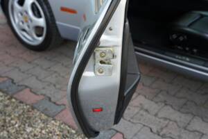 Image 46/50 of Porsche 928 GTS (1993)
