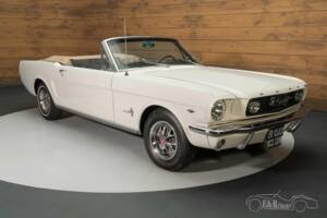 Image 1/7 de Ford Mustang GT (1966)