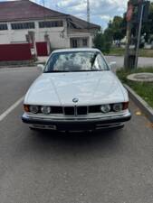 Image 2/37 of BMW 735i (1991)