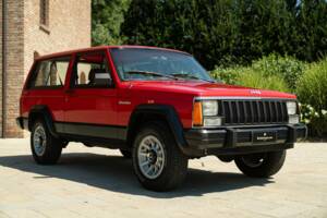 Image 2/50 de Jeep Cherokee 2.8L V6 (1985)