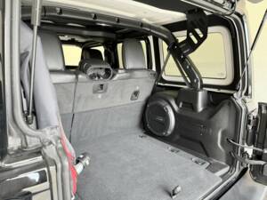 Bild 28/28 von Jeep Wrangler Rubicon 392 (2022)