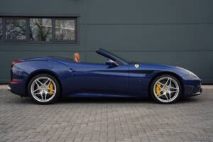 Bild 3/50 von Ferrari California T (2016)