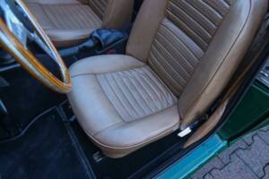 Immagine 44/50 di Triumph TR 6 (1976)