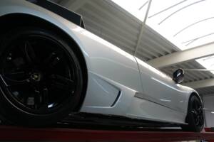 Image 11/50 of Lamborghini Murciélago LP640 Roadster (2007)