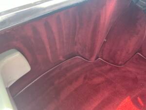 Image 25/43 de Mercedes-Benz 350 SLC (1974)