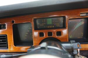 Afbeelding 31/45 van Chevrolet Corvette Convertible (1988)