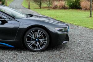 Bild 36/36 von BMW i8 Roadster (2019)