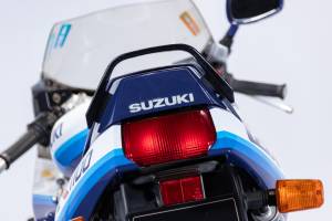 Bild 20/41 von Suzuki DUMMY (1990)
