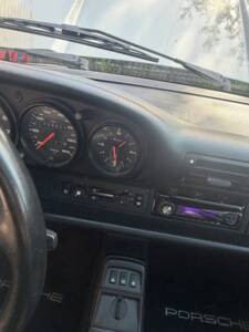 Image 5/21 of Porsche 911 Carrera 2 (1991)