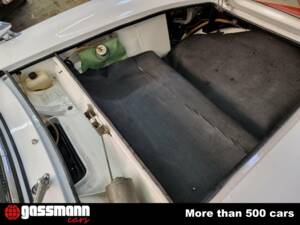 Imagen 12/15 de FIAT 850 Spider (1967)