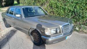Immagine 3/8 di Mercedes-Benz 560 SEL (1988)