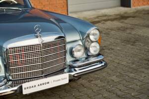 Immagine 16/84 di Mercedes-Benz 280 SE 3,5 (1970)