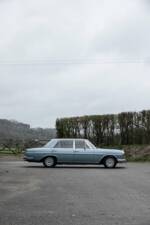 Image 27/32 of Mercedes-Benz 300 SEL 6.3 (1971)