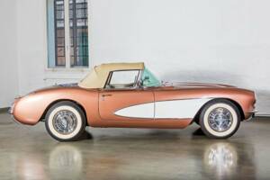 Bild 16/39 von Chevrolet Corvette (1956)
