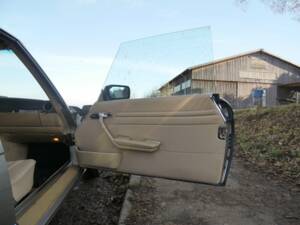 Bild 27/30 von Mercedes-Benz 560 SL (1989)