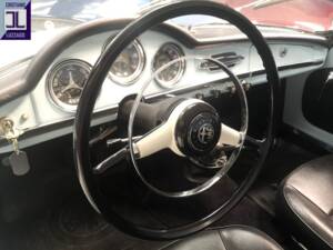 Afbeelding 19/48 van Alfa Romeo Giulietta Spider (1963)