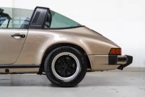 Bild 20/25 von Porsche 911 SC 3.0 (1982)