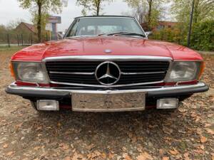 Image 9/177 de Mercedes-Benz 350 SL (1974)