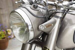 Image 16/40 of Norton Model 30 International (1957)