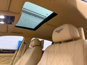 Bild 10/21 von Bentley Flying Spur W12 (2015)