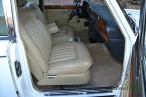 Imagen 25/50 de Rolls-Royce Silver Wraith II (1979)