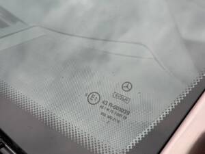 Image 13/100 of Mercedes-Benz 300 CE (1992)