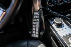 Immagine 26/30 di Land Rover Range Rover Autobiography SDV8 (2016)