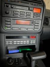 Immagine 30/72 di BMW 328i (1996)