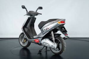 Image 8/29 de Aprilia SR 50 (1994)