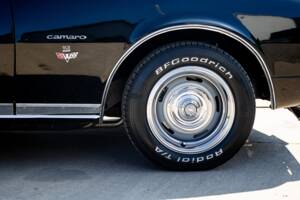 Image 22/29 of Chevrolet Camaro (1967)