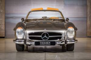 Image 2/22 de Mercedes-Benz 300 SL Roadster (1961)