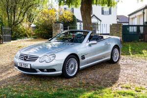 Image 8/45 of Mercedes-Benz SL 55 AMG (2004)