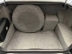 Image 18/19 of Jaguar XJ 40 4.0 (1993)
