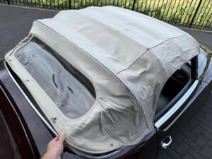 Image 13/50 de Mercedes-Benz 190 SL (1959)