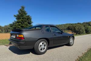 Image 14/35 of Porsche 924 S (1986)