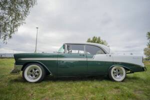 Bild 4/8 von Chevrolet Bel Air Sedan (1956)