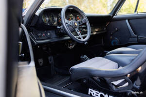 Image 30/42 de Porsche 911 2.7 (1974)