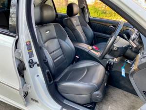 Image 9/47 of Mercedes-Benz E 63 AMG (2006)