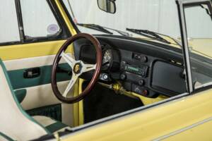 Immagine 30/50 di Volkswagen Käfer 1302 (1971)