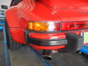 Imagen 69/85 de Porsche 911 Carrera 3.2 (1986)