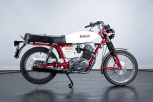 Image 5/50 of Moto Guzzi Stornello 125 II (1971)