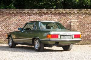 Image 2/50 de Mercedes-Benz 280 SLC (1976)